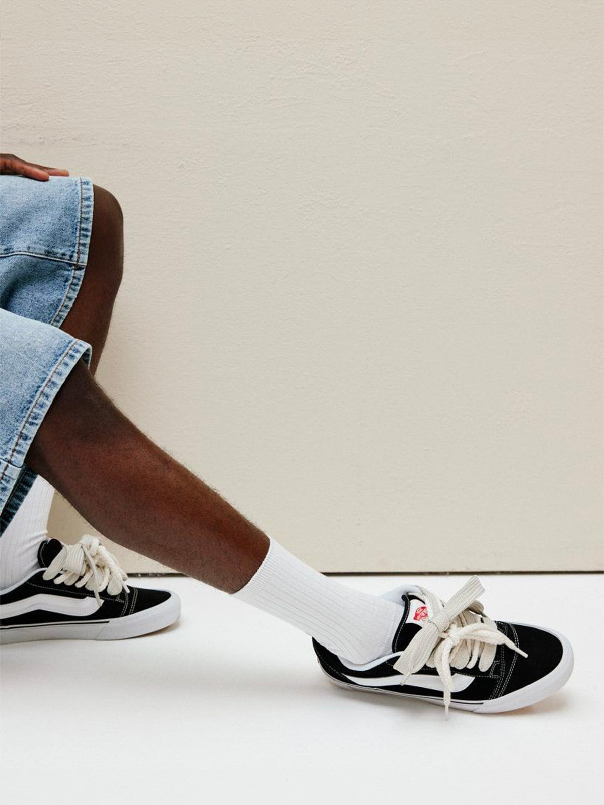 Lacets larges sneakers, lacets plats colorés, lacets épais résistants, mode unisexe, lacets pour baskets et streetwear, y2k, modèle Pencie - Blanc cassé 80 cm