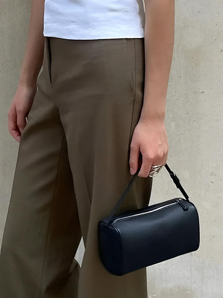 Mini sac à main femme cuir, baguette 90s, petit sac épaule, porté main, bandoulière tendance, modèle Esther - Sac à main - Noir