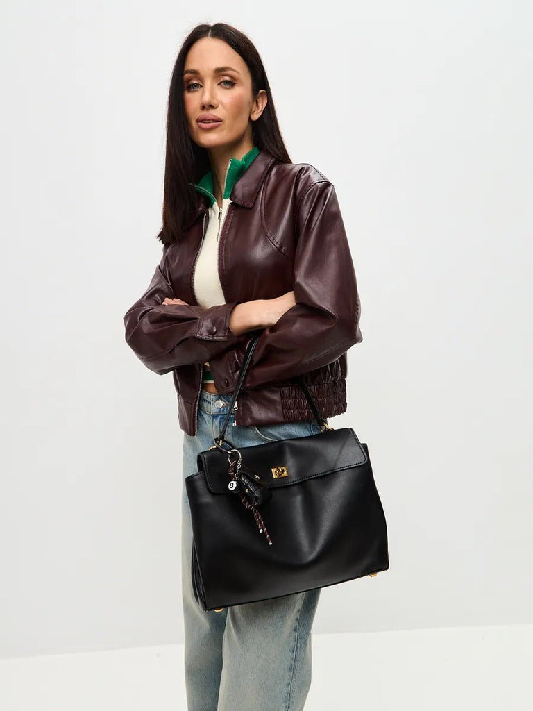 Mini sac noir à breloques, bijou de sac 8 - ball, porte - clés mode, accessoire tendance 2025, modèle Marion - Noir