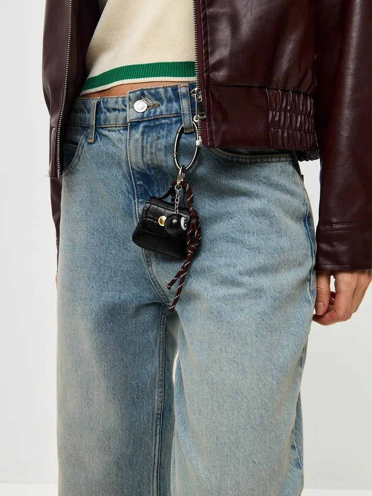 Mini sac noir à breloques, bijou de sac 8 - ball, porte - clés mode, accessoire tendance 2025, modèle Marion - Noir