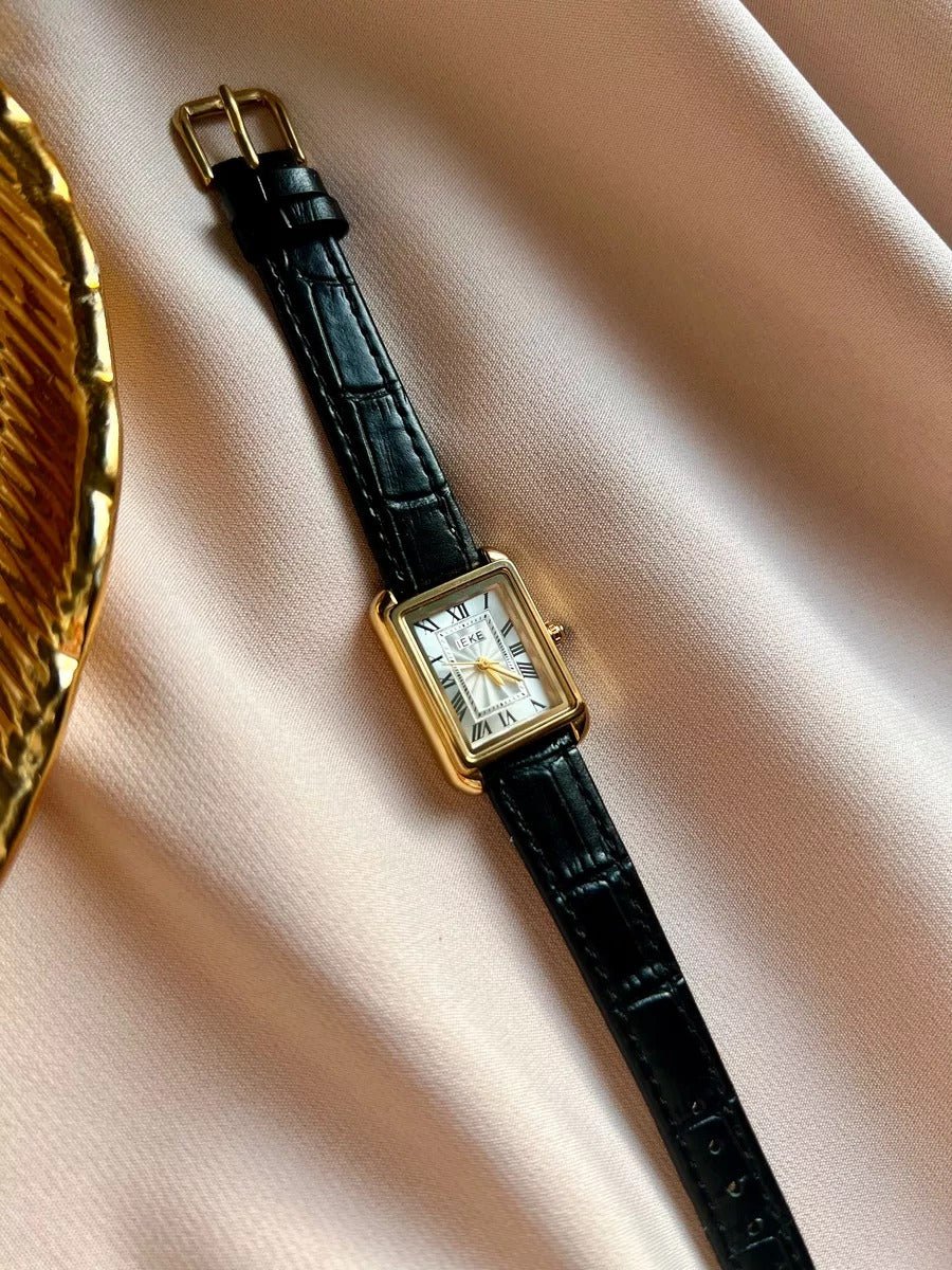 Montre rectangulaire femme, boîtier doré, chiffres romains, bracelet simili vegan, style vintage, modèle Shana - Montre - Noire