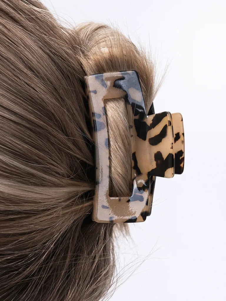 Pince à cheveux léopard, pince crabe cheveux femme, accessoire coiffure résine, pince cheveux grande taille, pince cheveux solide, modèle Aïra - Pince à cheveux - Beige et noir