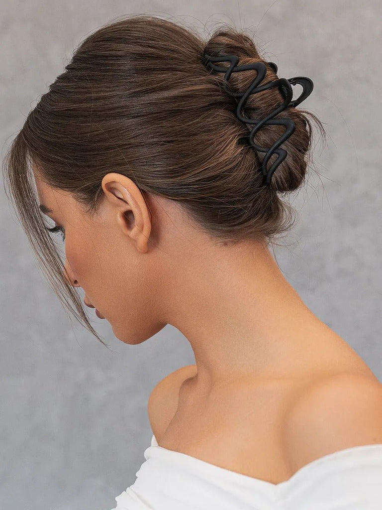 Pince à cheveux vague, pince crabe métal, grand accessoire cheveux, pince solide femme, coiffure chic, modèle Skilne - Pince à cheveux - Noir