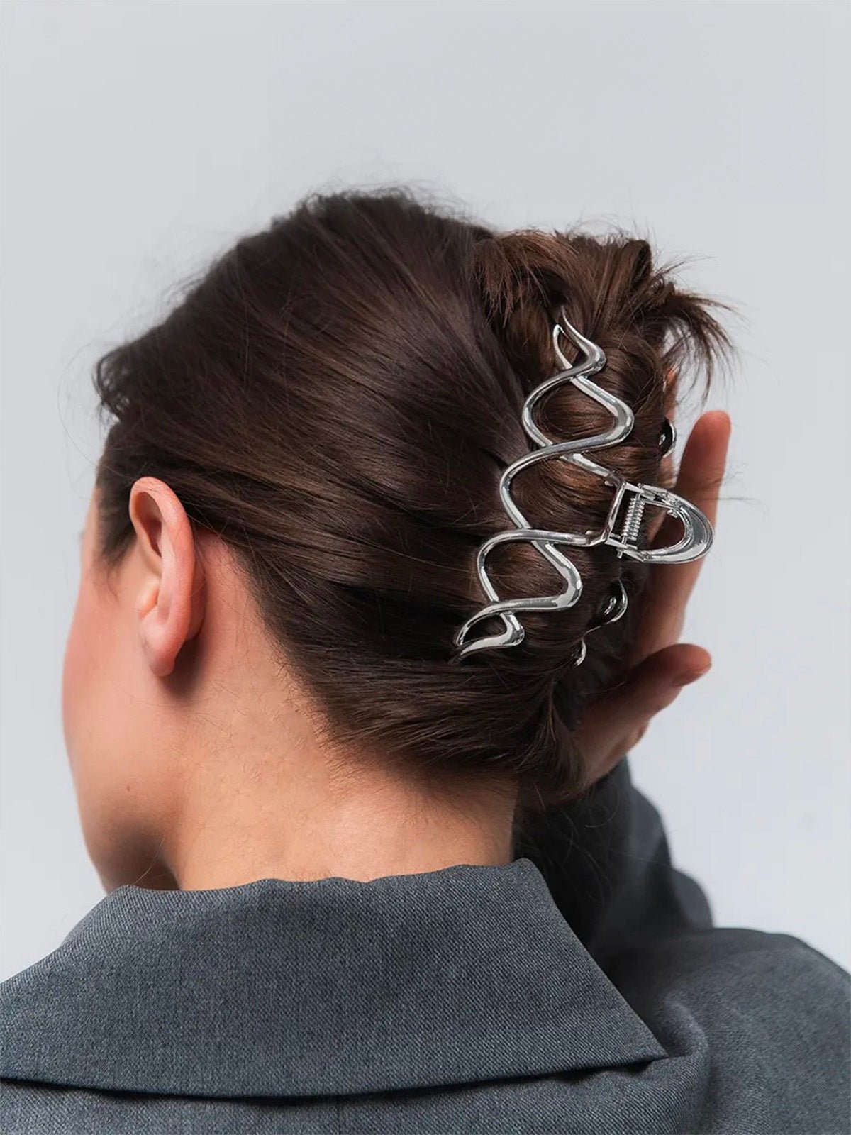 Pince à cheveux vague, pince crabe métal, grand accessoire cheveux, pince solide femme, coiffure chic, modèle Skilne - Pince à cheveux - Argent