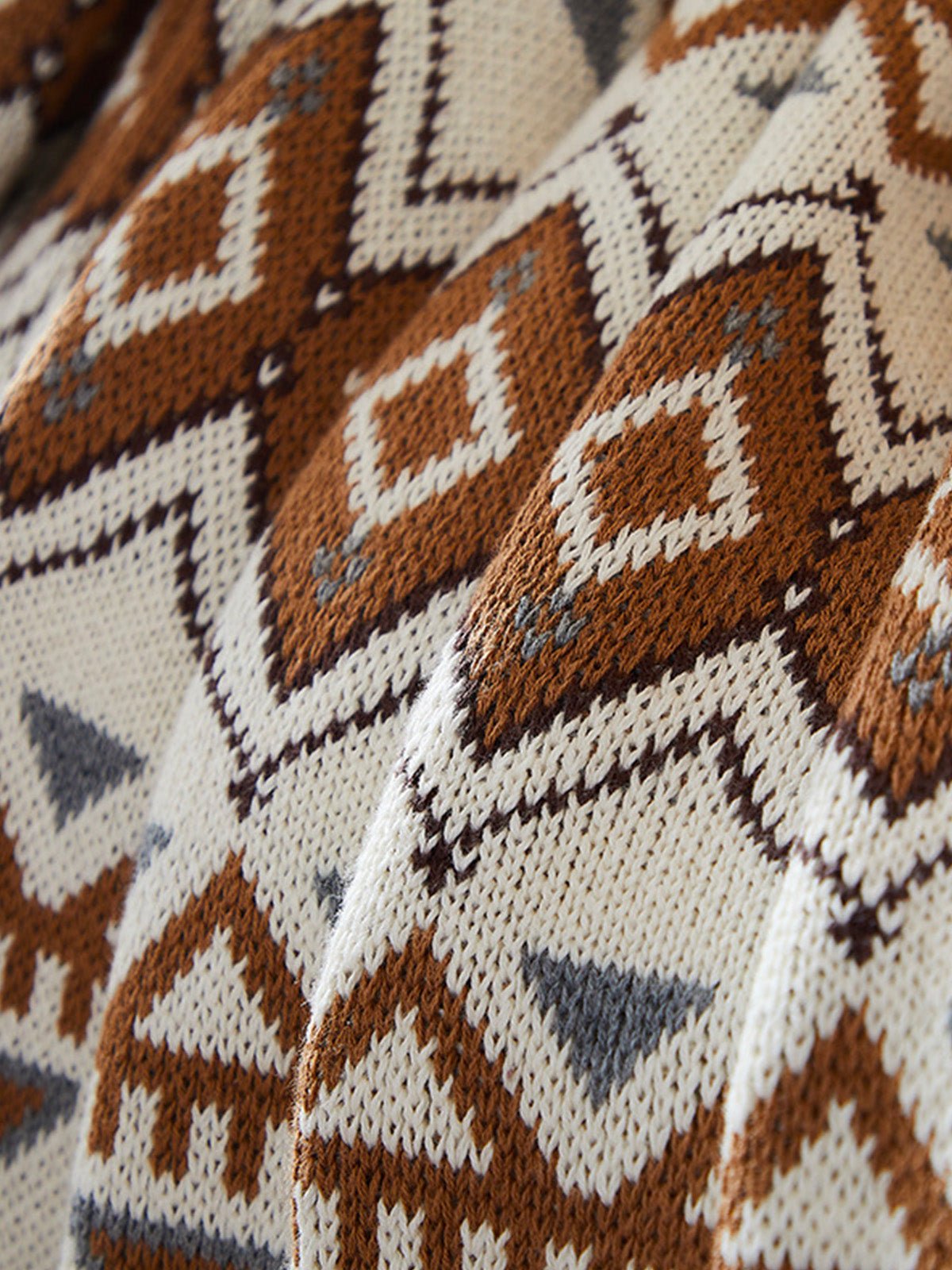 Plaid coton jacquard, couverture canapé, style ethnique, grande taille, doux et chaud, motif géométrique, modèle Zeren - Blanc et marron 130 x 150 cm