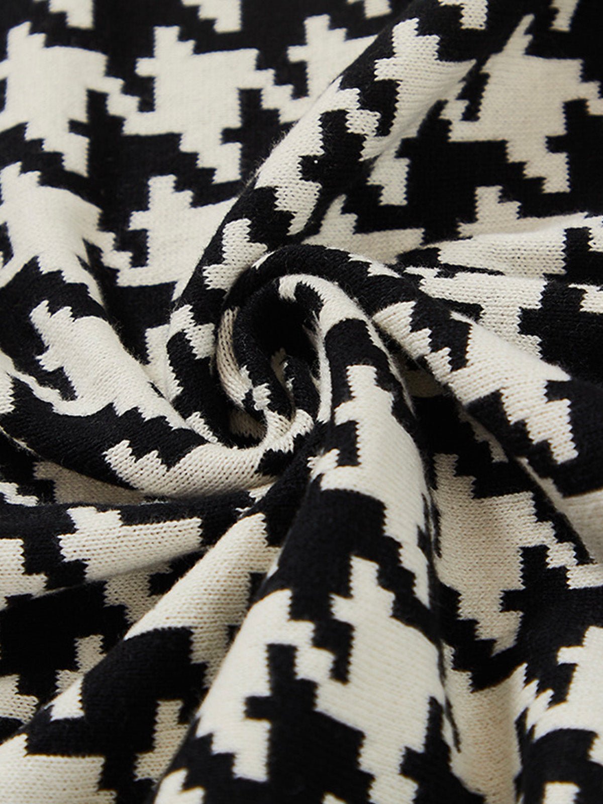 Plaid coton pied - de - poule, jeté de canapé cosy, couverture douce été, plaid déco salon, plaid noir blanc ou noir café, modèle Thalis - Blanc et noir 130 x 160 cm