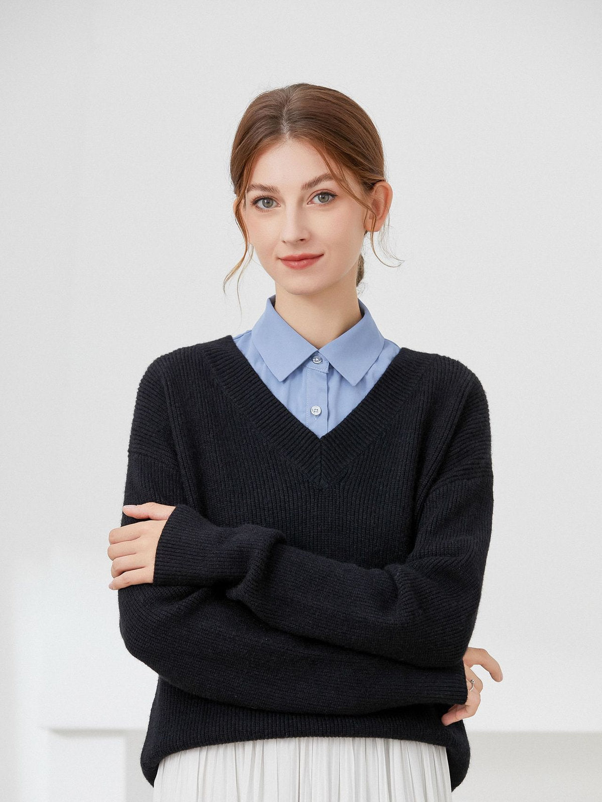 Plastron chemise femme, faux col amovible, col classique boutonné, accessoire sous pull, style raffiné, modèle Ozine - Plastron - Bleu
