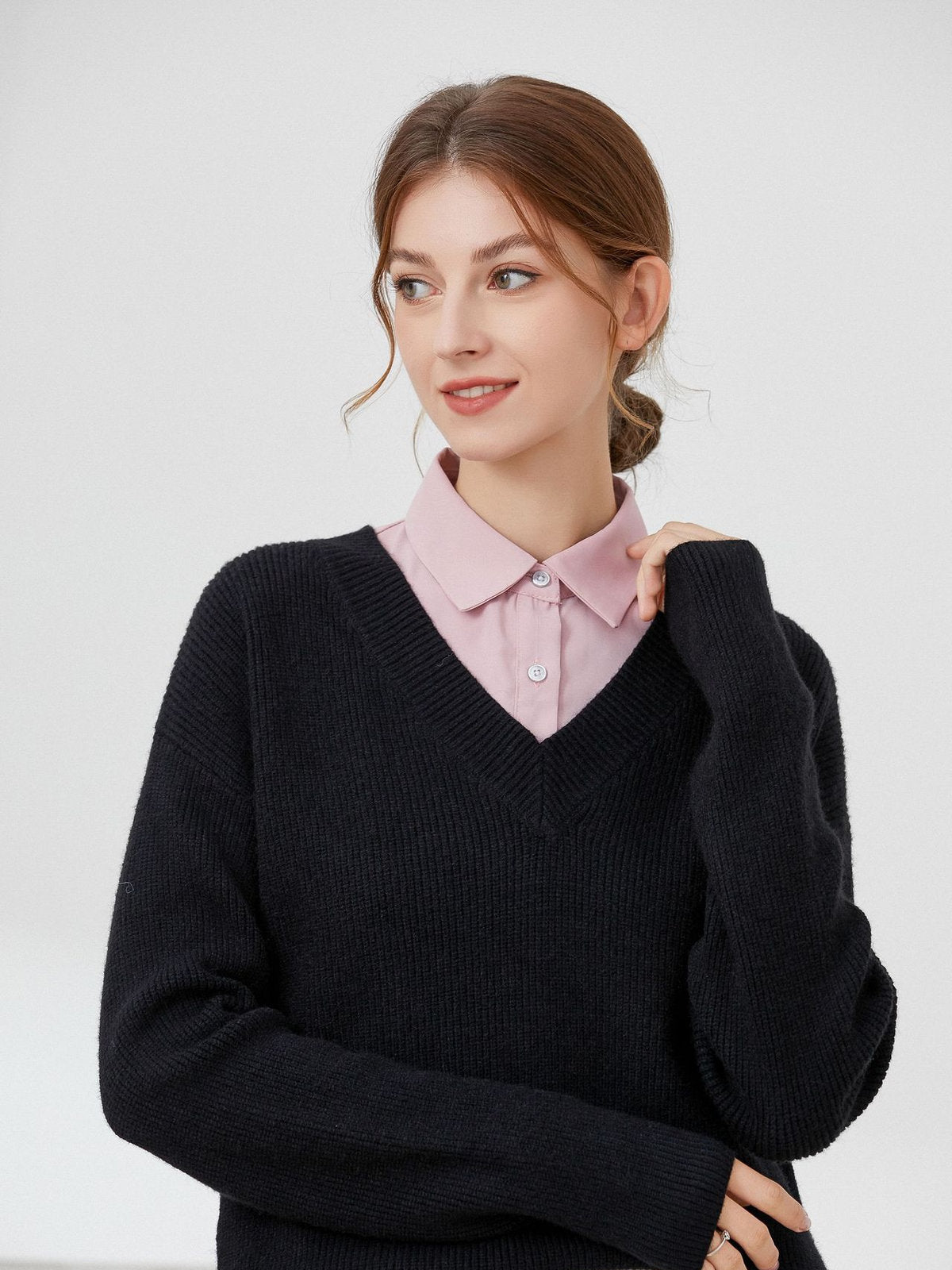 Plastron chemise femme, faux col amovible, col classique boutonné, accessoire sous pull, style raffiné, modèle Ozine - Plastron - Rose