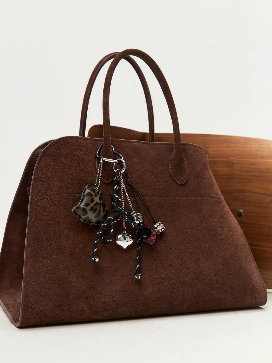 Porte - clés sac cœur léopard, bijou fantaisie, breloques peluche, nœud décoratif, attache mousqueton, modèle Savana - Noir