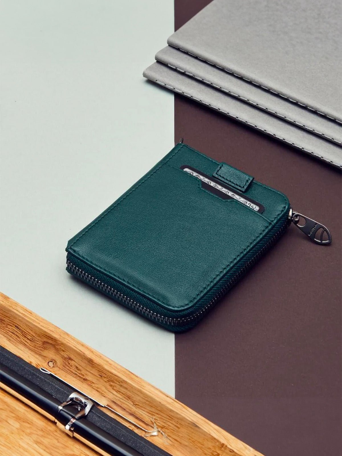Portefeuille homme compact RFID, en simili vegan, zip intégral, tiroir cartes, format mince, pratique et moderne, modèle Ruino - Porte - feuille - Vert