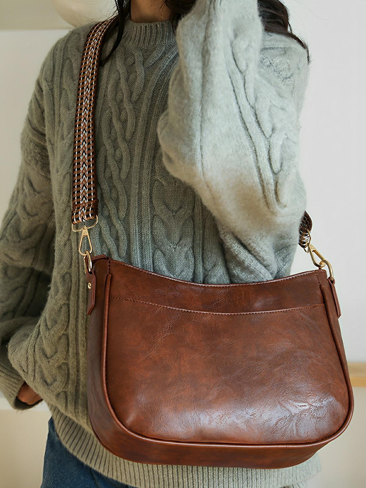 Sac à bandoulière femme, grand format, design rétro, simili vegan, sangle tressée, modèle Tiffany - Sac Bandoulière - Camel