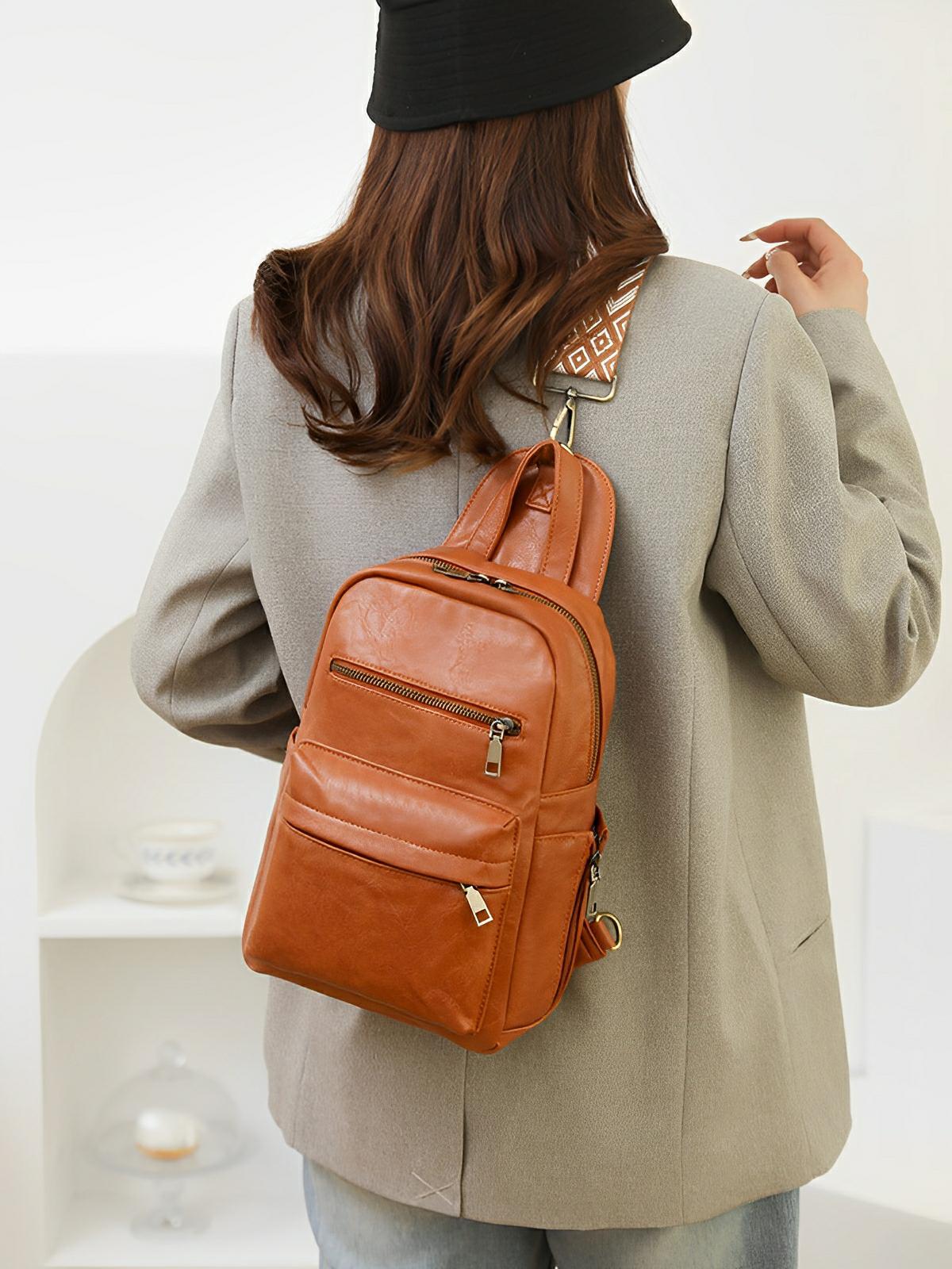 Sac à dos femme, sac bandoulière, design vintage, multi - poches, simili vegan effet, modèle Diana - Sac à dos - Camel
