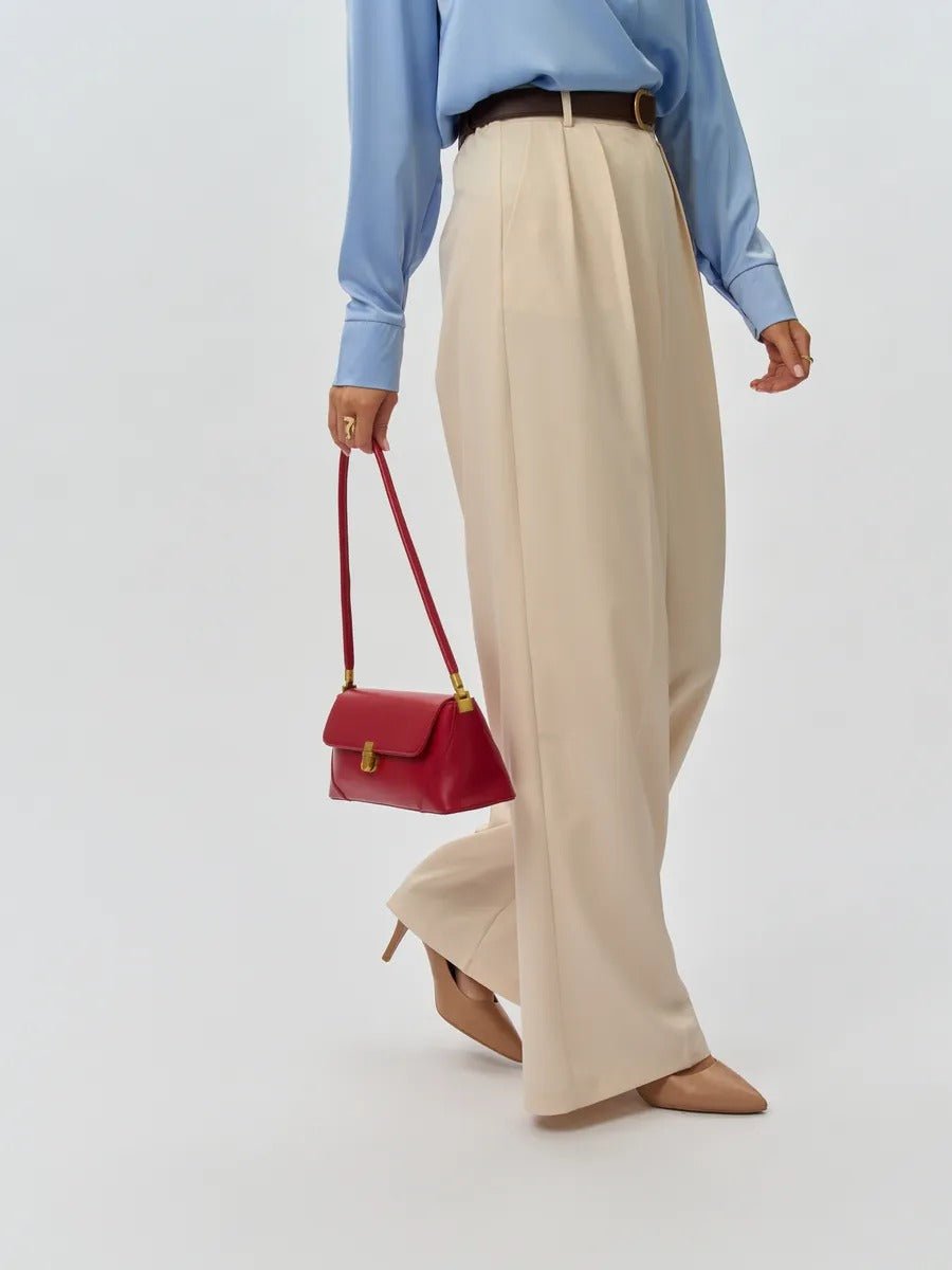 Sac à main baguette femme, sac bandoulière femme, sac épaule vintage, petit sac rigide, sac fermeture dorée, sac chic, modèle Ingrid - Sac à main - Rouge