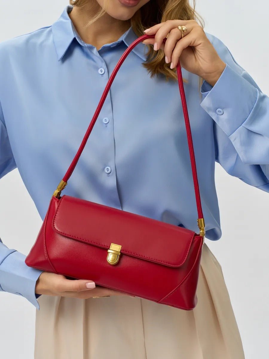 Sac à main baguette femme, sac bandoulière femme, sac épaule vintage, petit sac rigide, sac fermeture dorée, sac chic, modèle Ingrid - Sac à main - Rouge