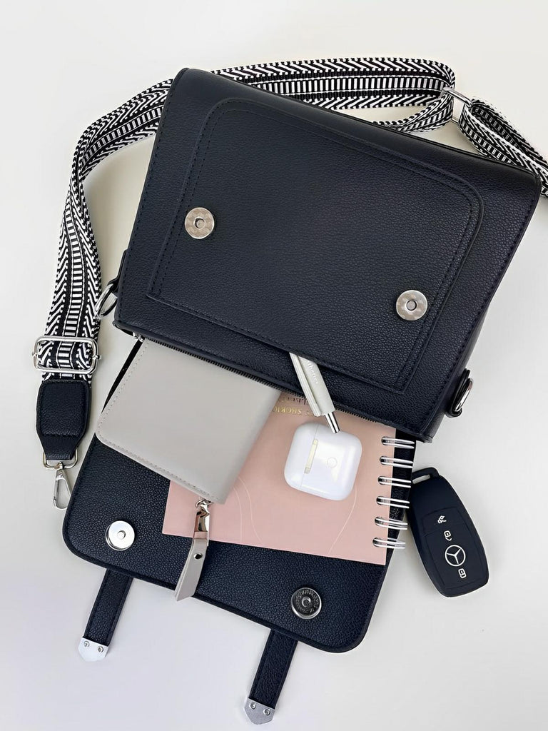 Sac à main baguette noir en simili vegan, bandoulières interchangeables, format structuré, multi - compartiments, élégant et pratique, modèle Katia - Sac à main - Noir