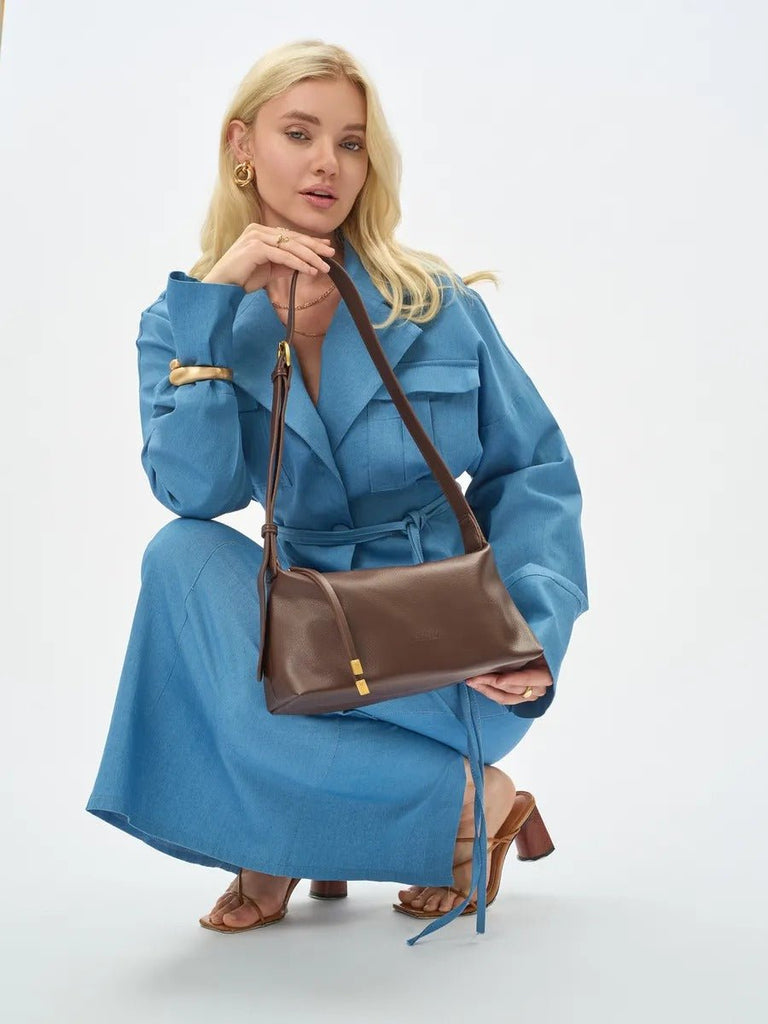 Sac à main baguette, simili vegan, hobo tendance, bandoulière réglable, pochette incluse, y2k, modèle Déborah - Sac à main - Marron