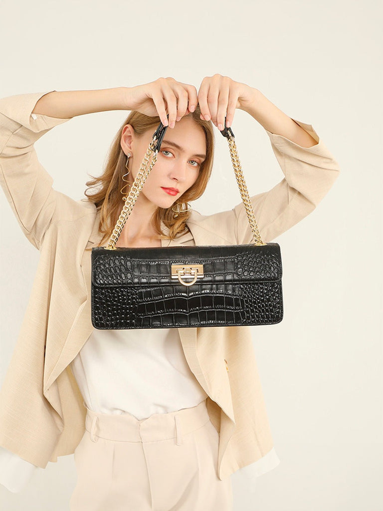 Sac à main bandoulière femme, effet croco, chaîne dorée, format rectangulaire, style chic, sac rabat, modèle Savine - Sac à main - Noir