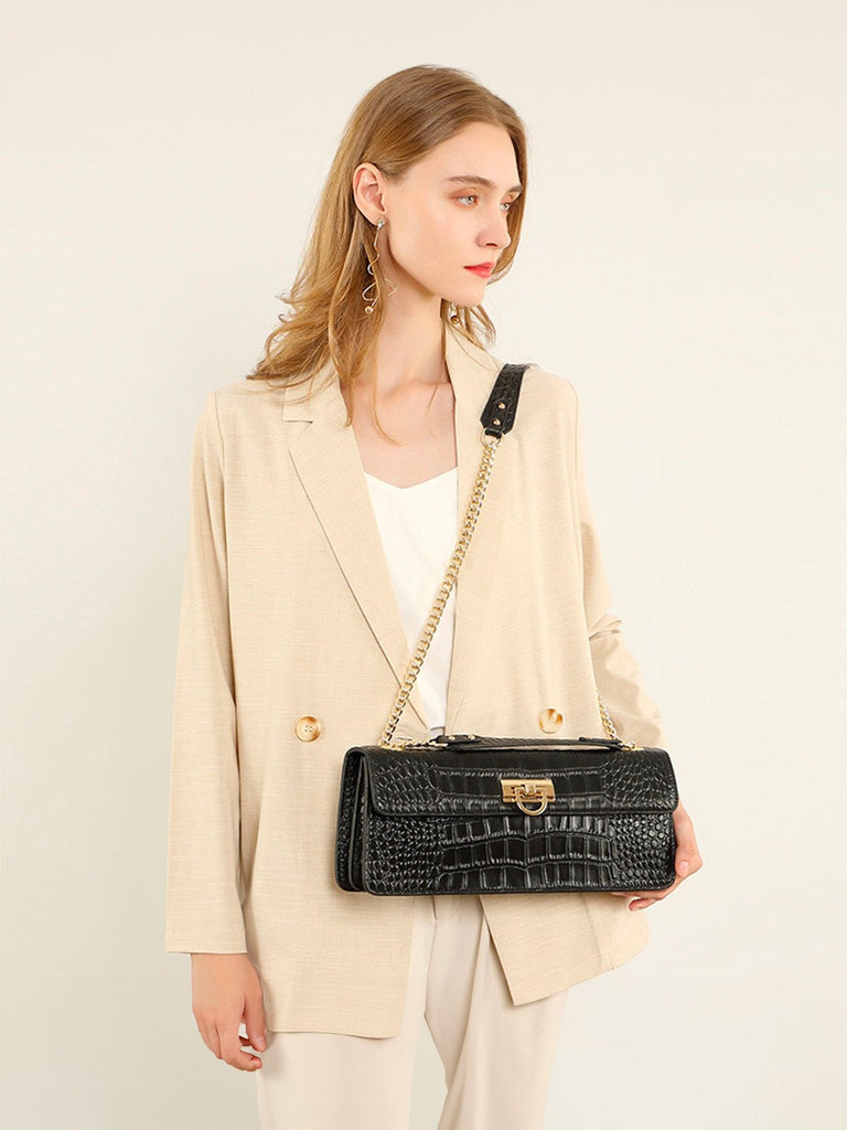 Sac à main bandoulière femme, effet croco, chaîne dorée, format rectangulaire, style chic, sac rabat, modèle Savine - Sac à main - Noir