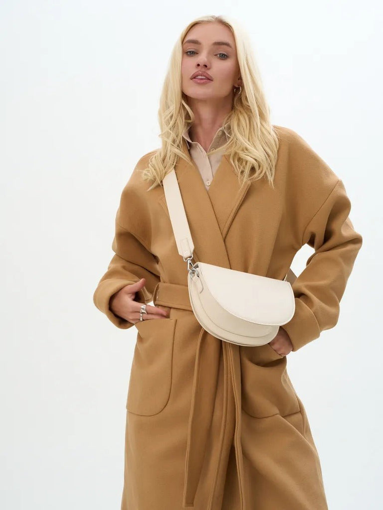 Sac à main bandoulière femme, sac demi - lune, sac PU, sac minimaliste, petit sac épaule, modèle Coloma - Sac à main - Blanc