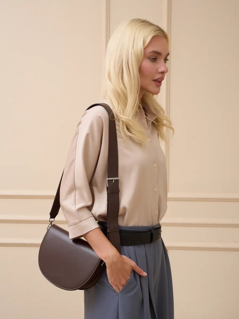 Sac à main bandoulière femme, sac demi - lune, sac PU, sac minimaliste, petit sac épaule, modèle Coloma - Sac à main - Marron