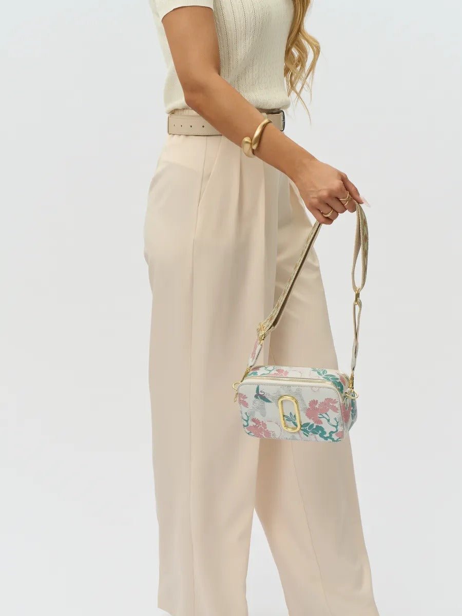 Sac à main bandoulière vert pastel, imprimé floral, mini format, fermeture zippée, bandoulière réglable, modèle Goliva - Sac à main - Blanc
