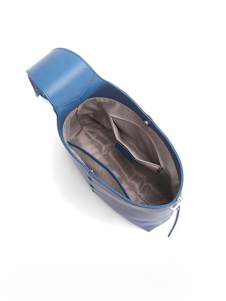 Sac à main cabas cuir, porté épaule, grande contenance, style minimaliste, fermeture magnétique, original et moderne, y2k, modèle Charite - Sac à main - Bleu