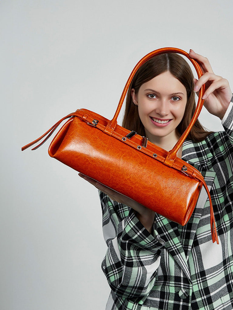 Sac à main en cuir femme, sac à main bandoulière épaule, sac baguette rétro tendance, grand format quotidien, poche extérieure pratique, modèle Isane - Sac à main - Cognac