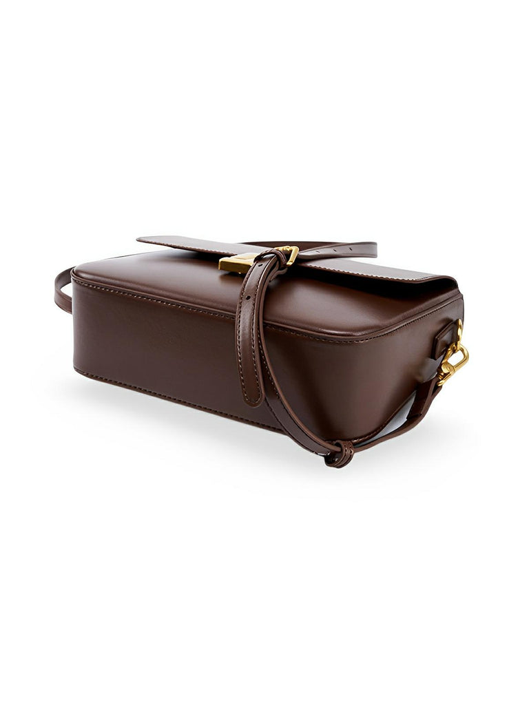 Sac à main en simili vegan, design rétro, fermeture métallique, porté épaule, élégant et pratique, modèle Carine - Sac à main - Café