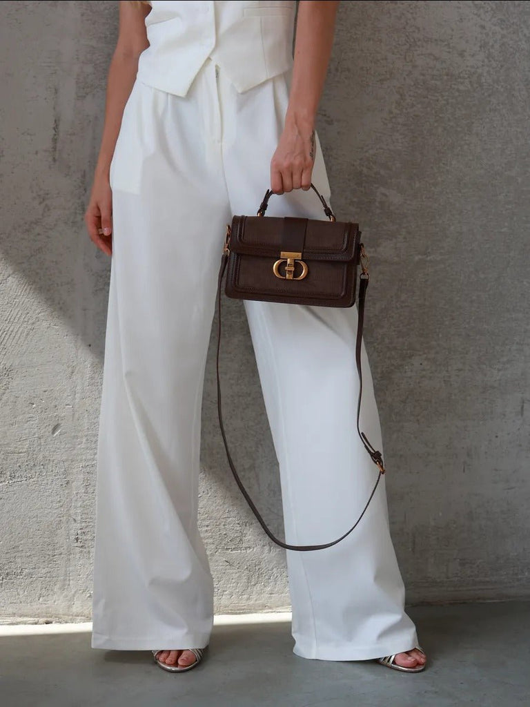 Sac à main femme aspect croco, sac bandoulière chic, sac porté travers avec fermoir doré, aspect moderne, modèle Limona - Sac à main - Café