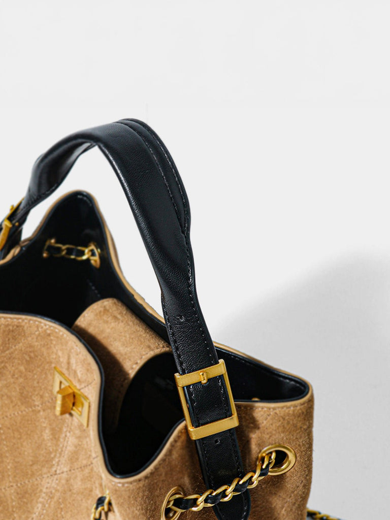 Sac à main femme cuir suédé, style luxe, chaîne dorée, forme seau, anse réglable, incontournable, modèle Ombeline - Sac à main - Marron
