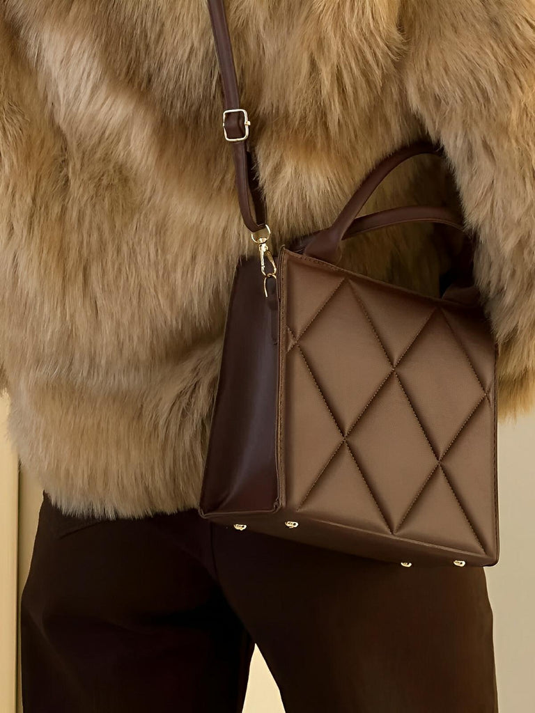 Sac à main femme, design matelassé, porté main et bandoulière, simili vegan, compact et moderne, modèle Hanna - Sac à main - Marron