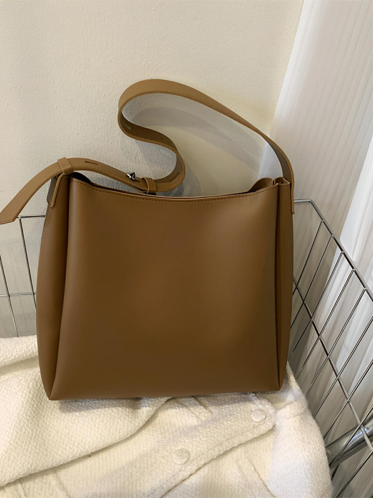 Sac à main femme grand format, cabas simili vegan, fermeture éclair et bouton magnétique, avec pochette incluse, modèle Fanny - Sac à main - Beige