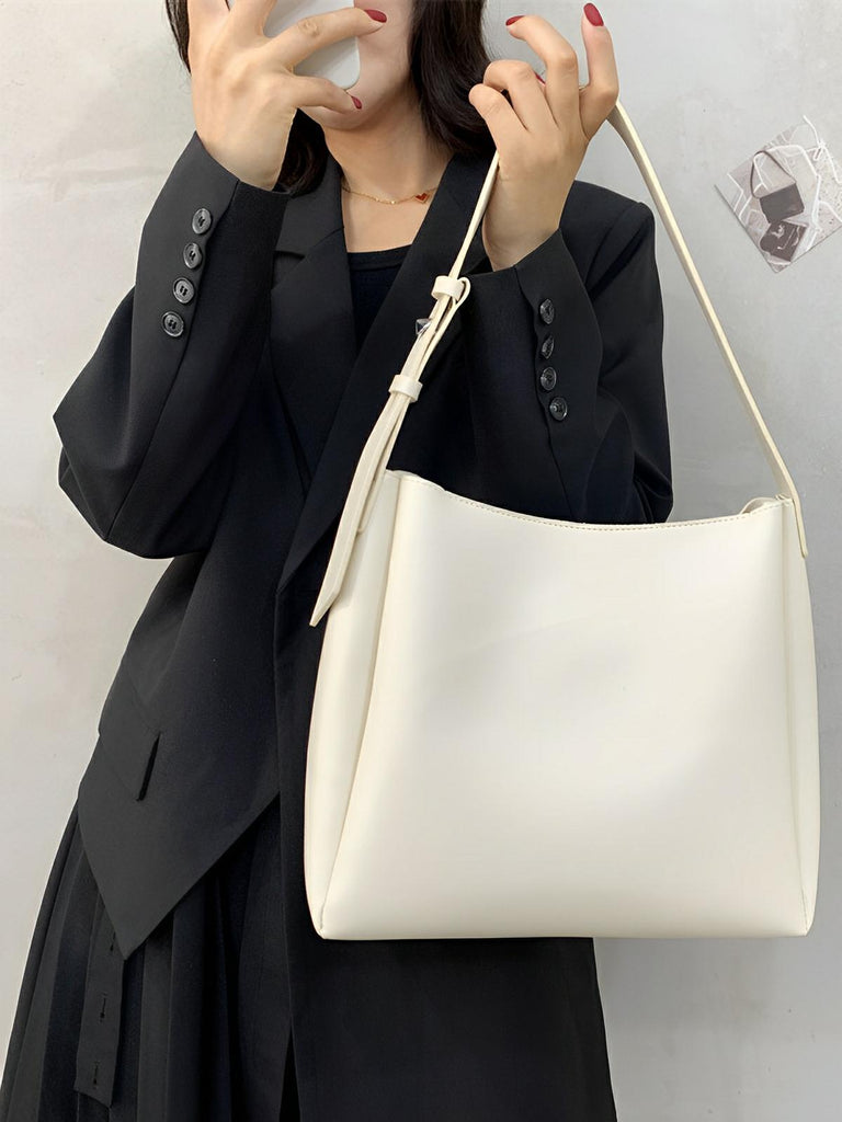 Sac à main femme grand format, cabas simili vegan, fermeture éclair et bouton magnétique, avec pochette incluse, modèle Fanny - Sac à main - Blanc