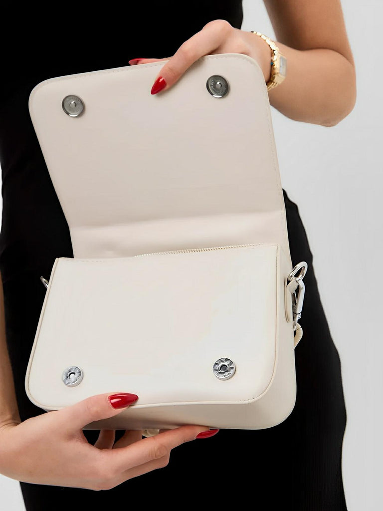 Sac à main matelassé femme, chaîne noire, porté épaule et bandoulière, compact, tendance, modèle Francia - Sac à main - Blanc