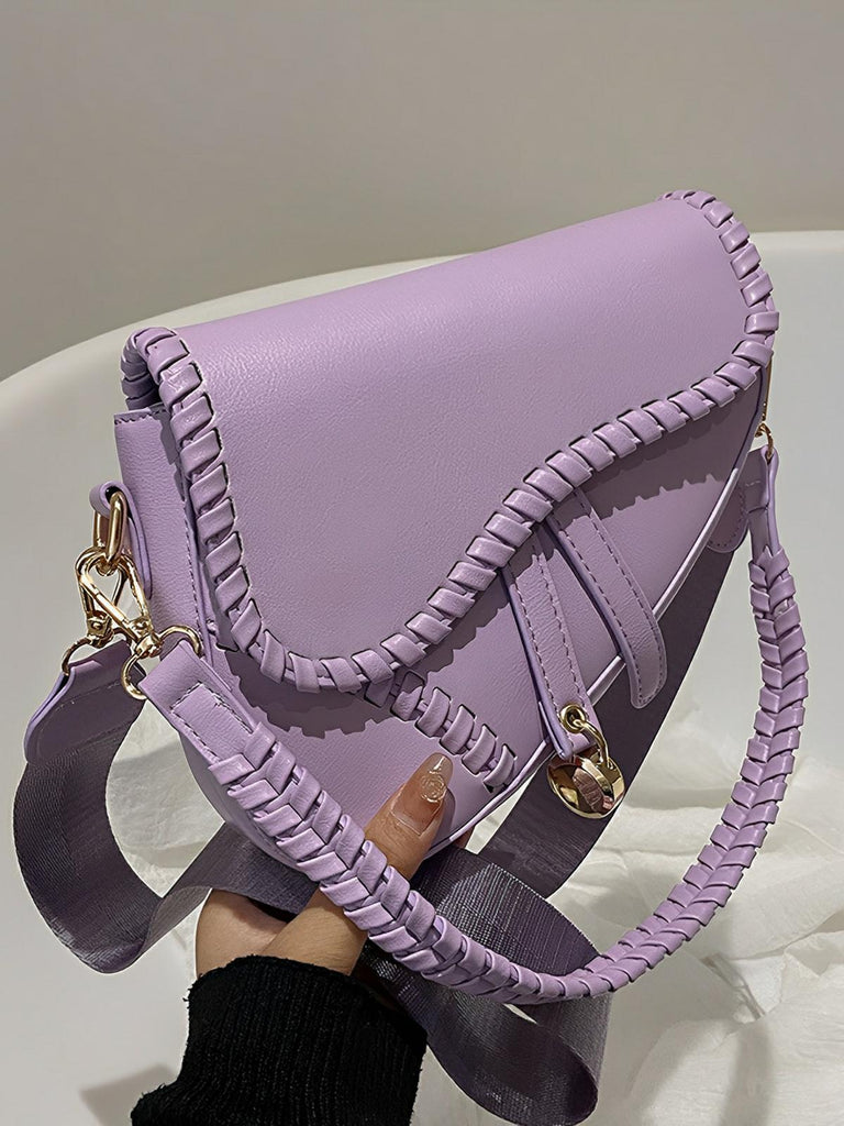 Sac à main tendance, design minimaliste, simili vegan synthétique, format compact, fermeture magnétique, modèle Fabienne - Sac à main - Violet