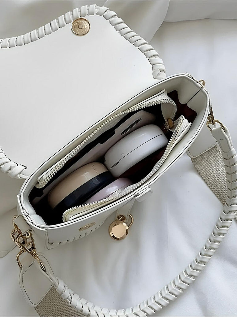 Sac à main tendance, design minimaliste, simili vegan synthétique, format compact, fermeture magnétique, modèle Fabienne - Sac à main - Blanc