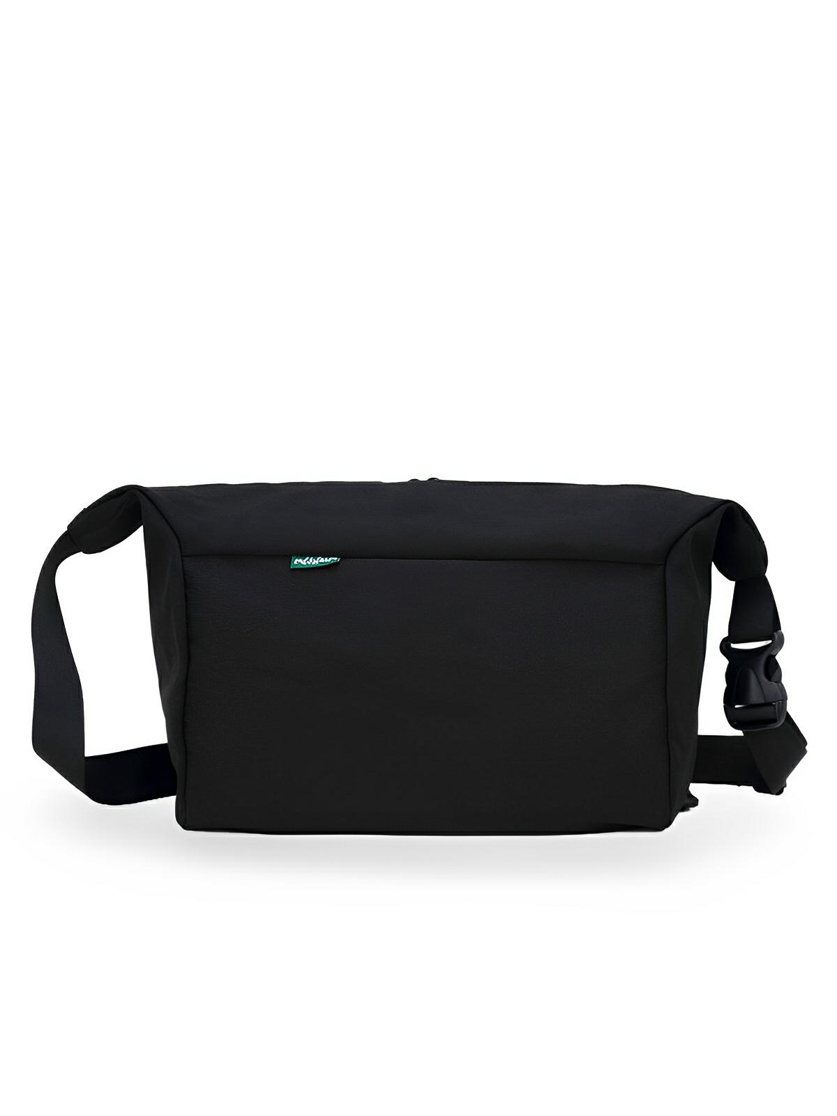 Sac bandoulière homme, grand volume, design épuré, résistant à l'eau, parfait pour le quotidien, modèle Loïc - Sacoche - Noir