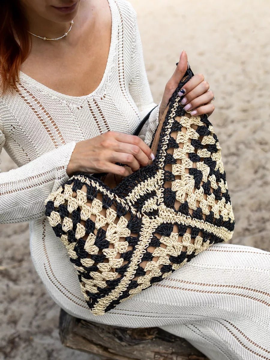 Sac de plage en raphia, bandoulière bohème, sac d'été et de vacances, tote bag tressé rétro, souple grand format, modèle Léna - Sac de plage - Noir