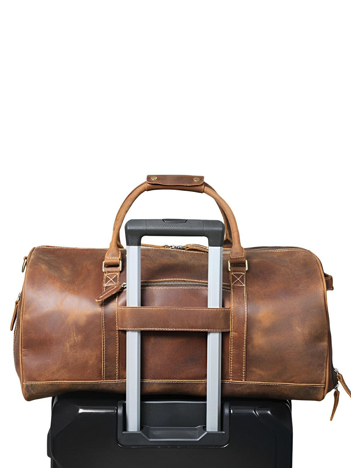 Sac de voyage cuir vintage avec compartiment à chaussures, bandoulière réglable et poches multiples, modèle Urbin - Sac de voyage - Marron