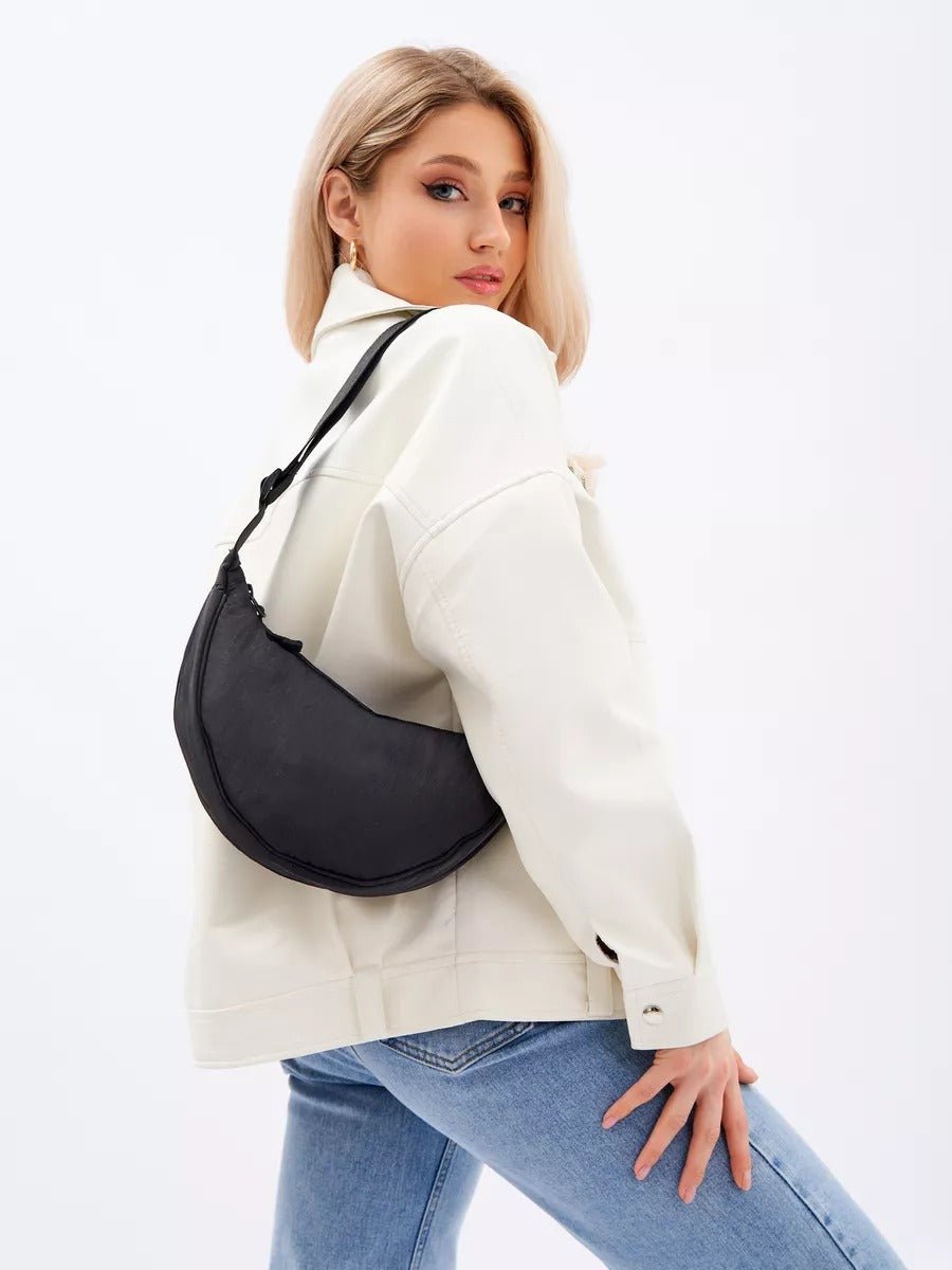 Sacoche nylon femme, sac demi - lune, sac bandoulière léger, sac de poitrine, sac streetwear y2k, modèle Josina - Sacoche - Noir