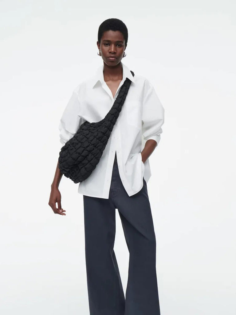 Tote - bag nuage oversize, sac matelassé, sac bandoulière doux, sac hobo rembourré, sac fourre - tout moderne, style Y2K, modèle Catherine - Tote - bag - Noir