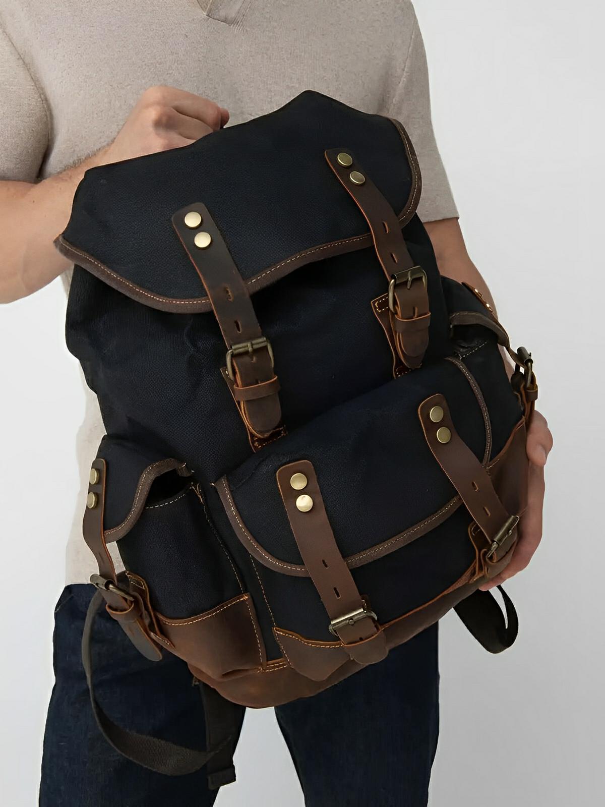 Waxed canvas and genuine leather backpack, waterproof and spacious, Beltran model