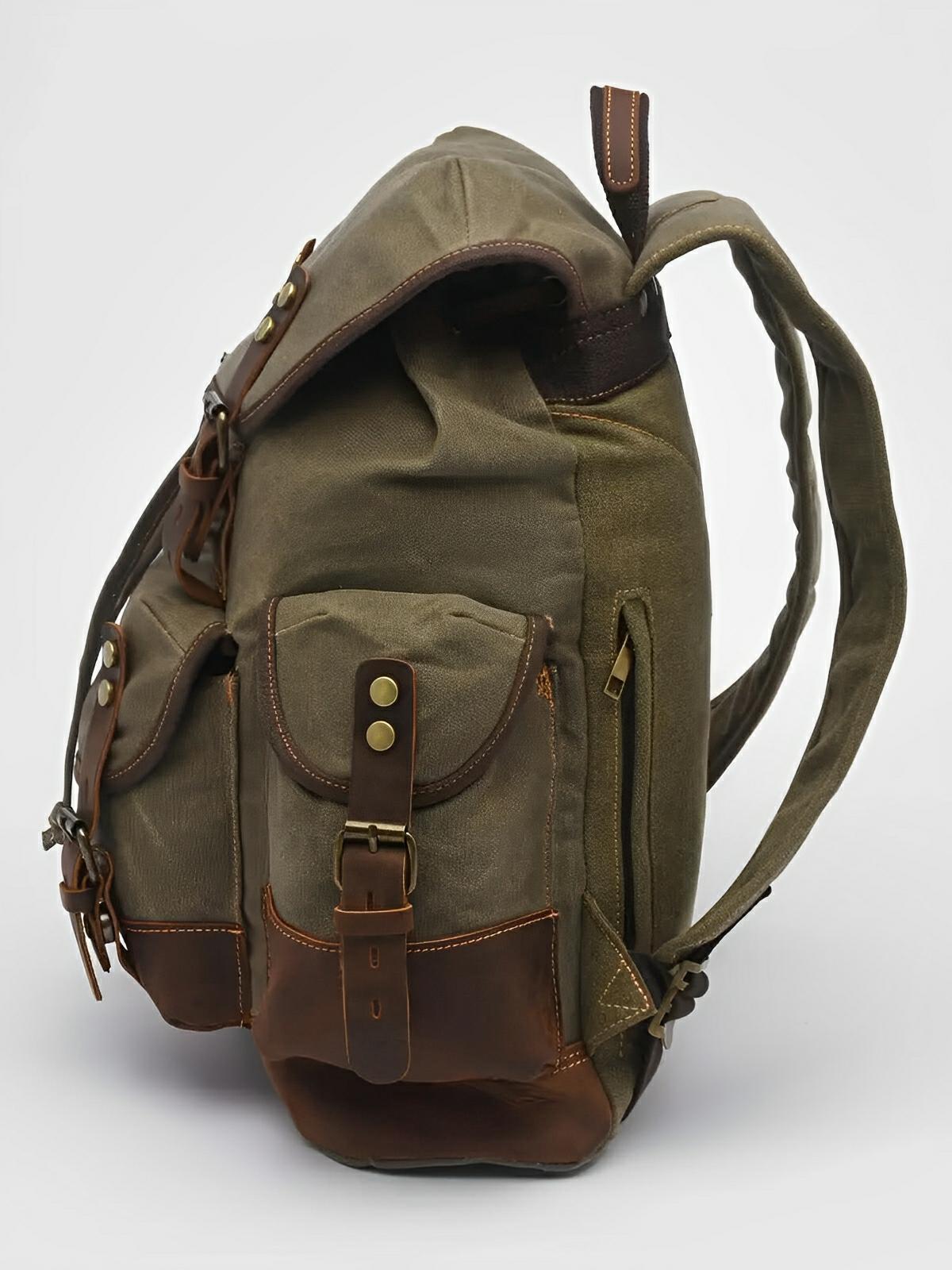 Waxed canvas and genuine leather backpack, waterproof and spacious, Beltran model