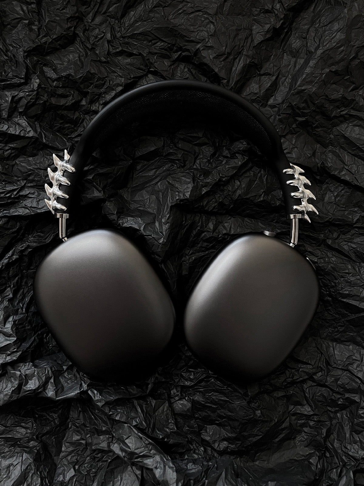 Accessoire AirPods Max, décoration arceau argentée, design original, coque rigide résine, fixation simple, compatible Apple, style audacieux, modèle Vantex - Accessoire AirPods Max - Argent