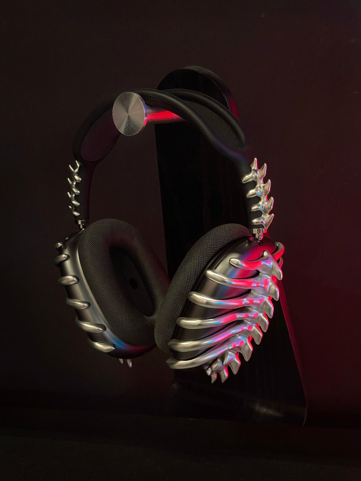 Accessoire AirPods Max, décoration arceau argentée, design original, coque rigide résine, fixation simple, compatible Apple, style audacieux, modèle Vantex - Accessoire AirPods Max - Argent