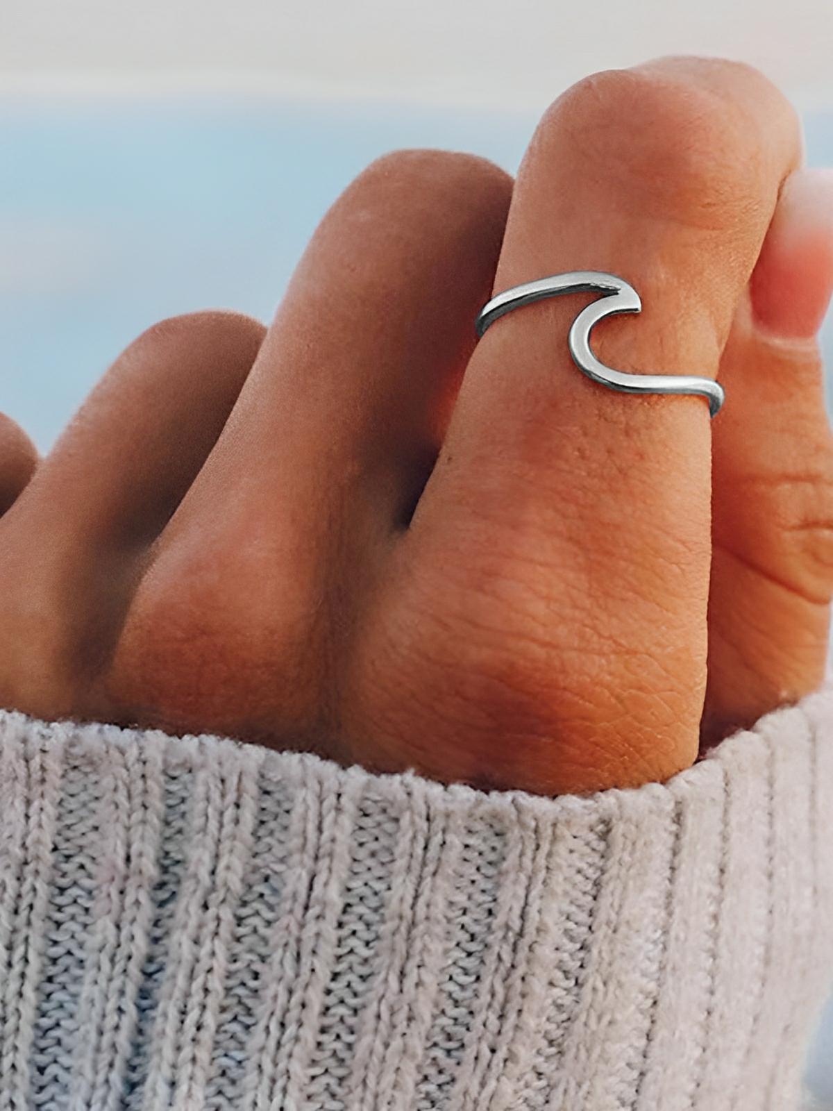 Bague femme vague, acier inoxydable, or 14 carats, design minimaliste, taille ajustée, modèle Haicha - Bague - Argent XXS