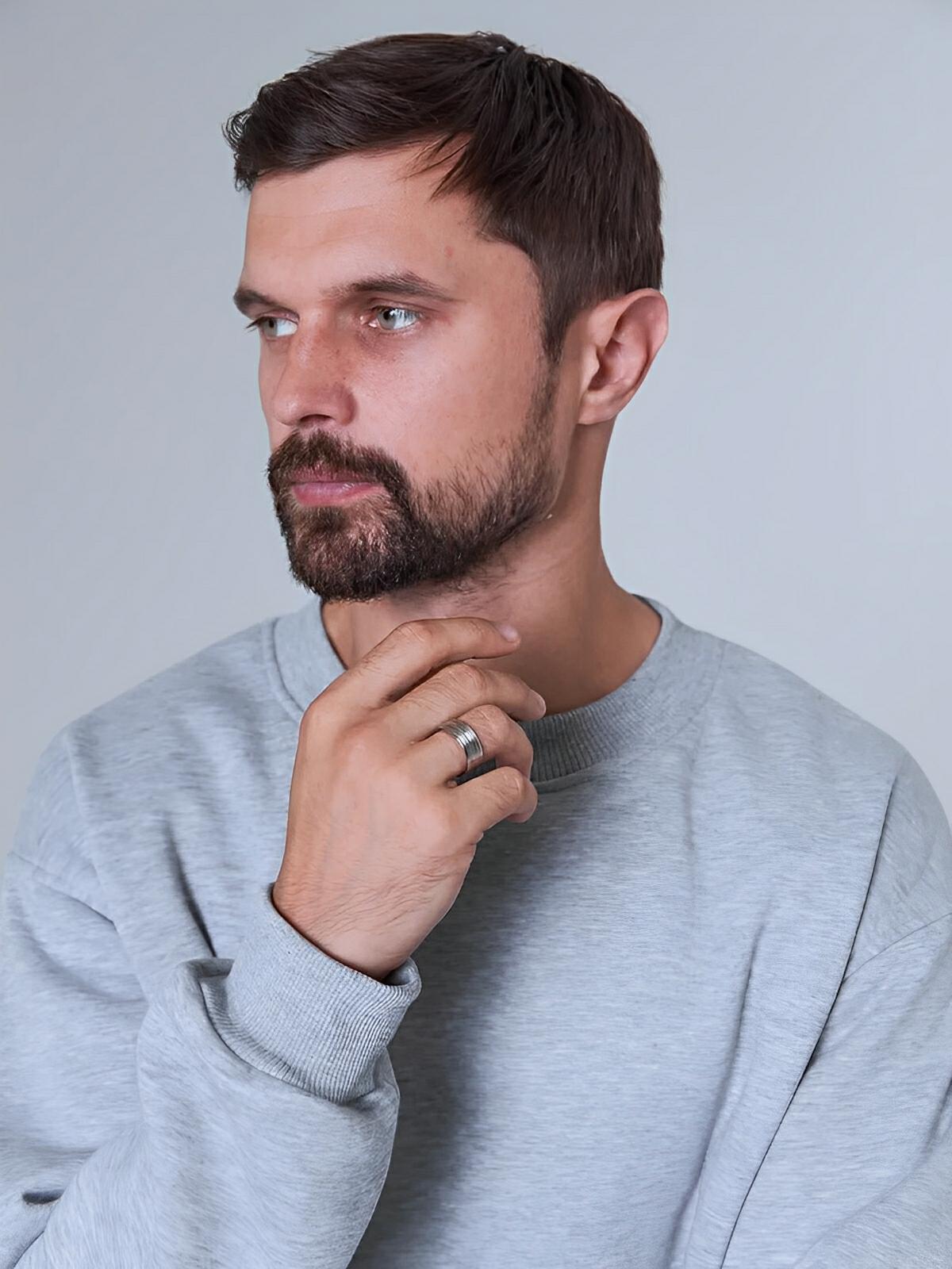 Bague homme en acier inoxydable, anneau moderne et raffiné, style masculin, modèle Ilyes - Bague - Argent XXS