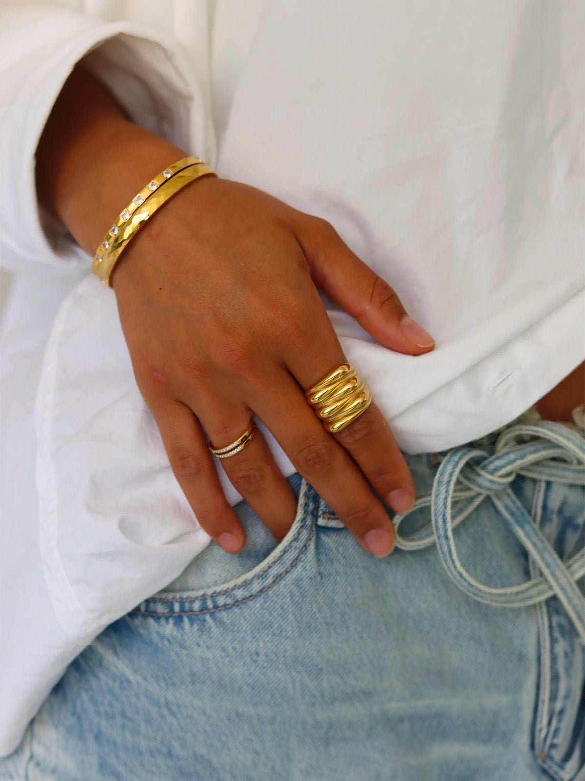 Bague large femme, anneau doré bombé, design ondulé, style géométrique, bague titane or 18K, modèle Orimi - Bague - Or XS