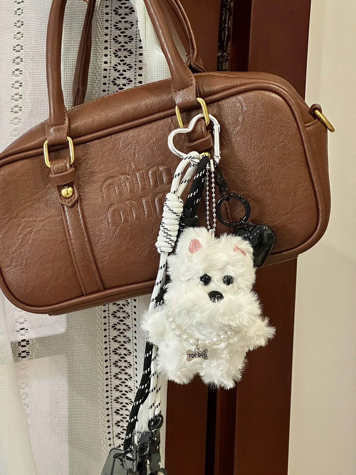 Bijou de sac chien peluche, porte - clés dog, breloque Y2K, accessoire sac, chiot peluche, modèle Swany - Blanc