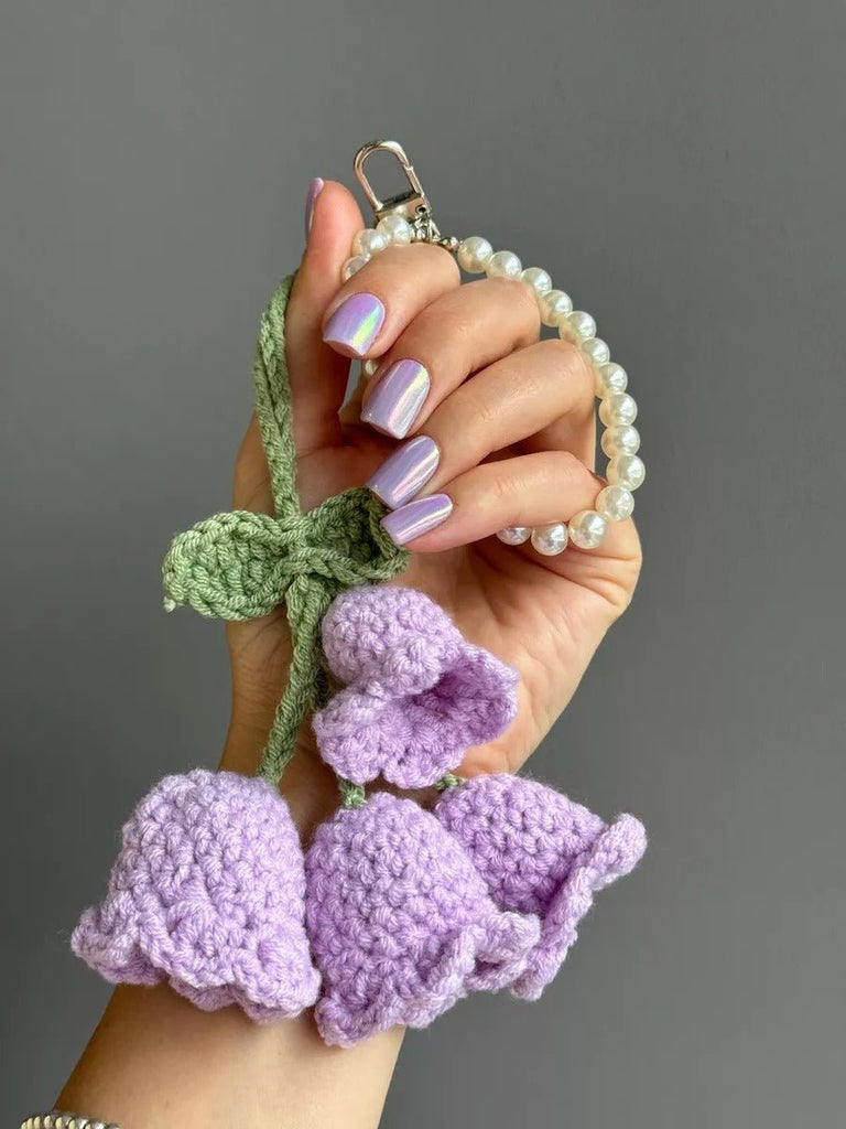 Bijou de sac crochet fleur, porte - clés perle, pendentif sac à main, accessoire sac original, breloque sac fait main, modèle Adola - Bijoux de sac - Violet